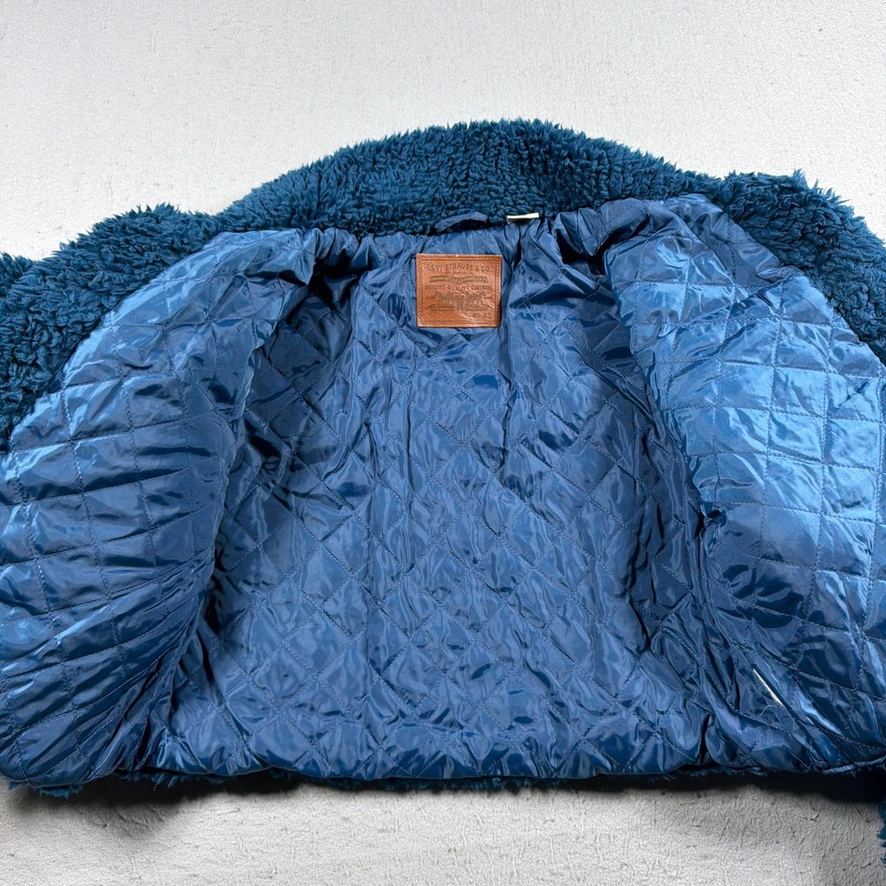 Levi Strauss and Co Sherpa‎ Trucker Jacket Women XS Cropped Faux Shearling Cozy - Picture 7 of 9